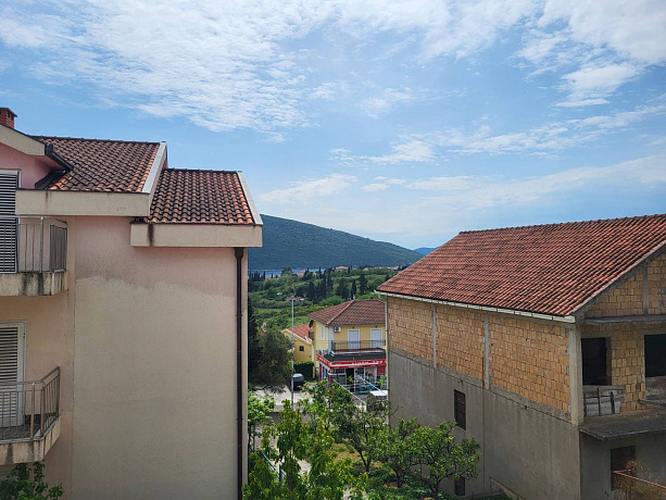 Apartment in Herceg Novi, Djenovici mit zwei Schlafzimmern und Meerblick